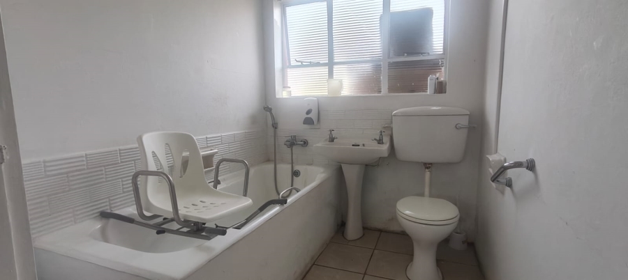 9 Bedroom Property for Sale in Bramhope Eastern Cape